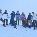 UNEC-in bayrağı Bazardüzü zirvəsində (27.12.2019) ahlimanef4afb0ec70d3731dbf